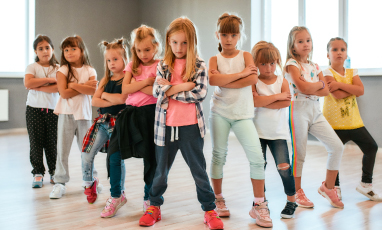 Modern dances and hip hop (Only for children from 6 to 10 years old)